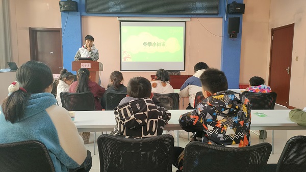 宁连路办事处开展“缤纷冬日温暖童心”周末课堂关爱活动