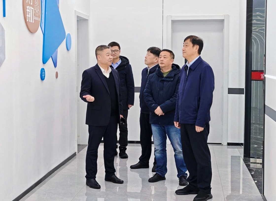 崔步银赴东营、南京开展招商考察活动