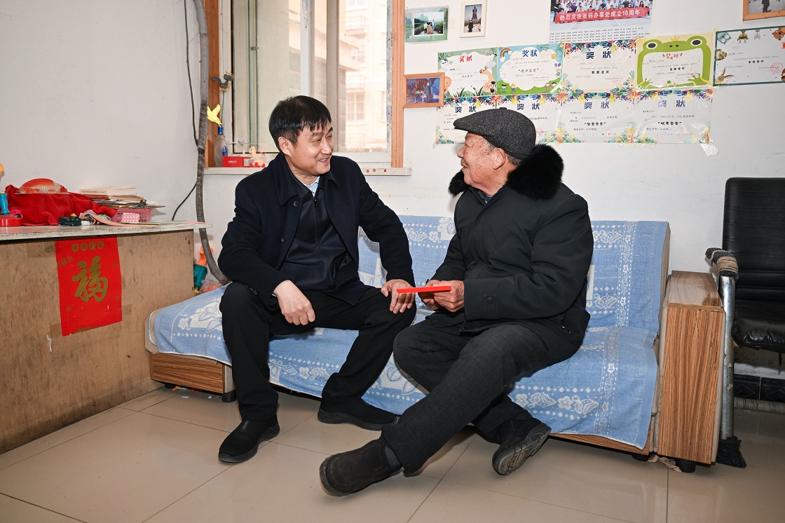 园区领导开展春节前走访慰问活动
